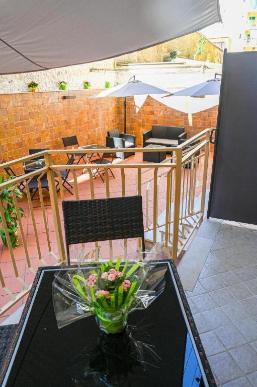 Residenza Suarez Acomodação com café da manhã Nápoles Exterior foto